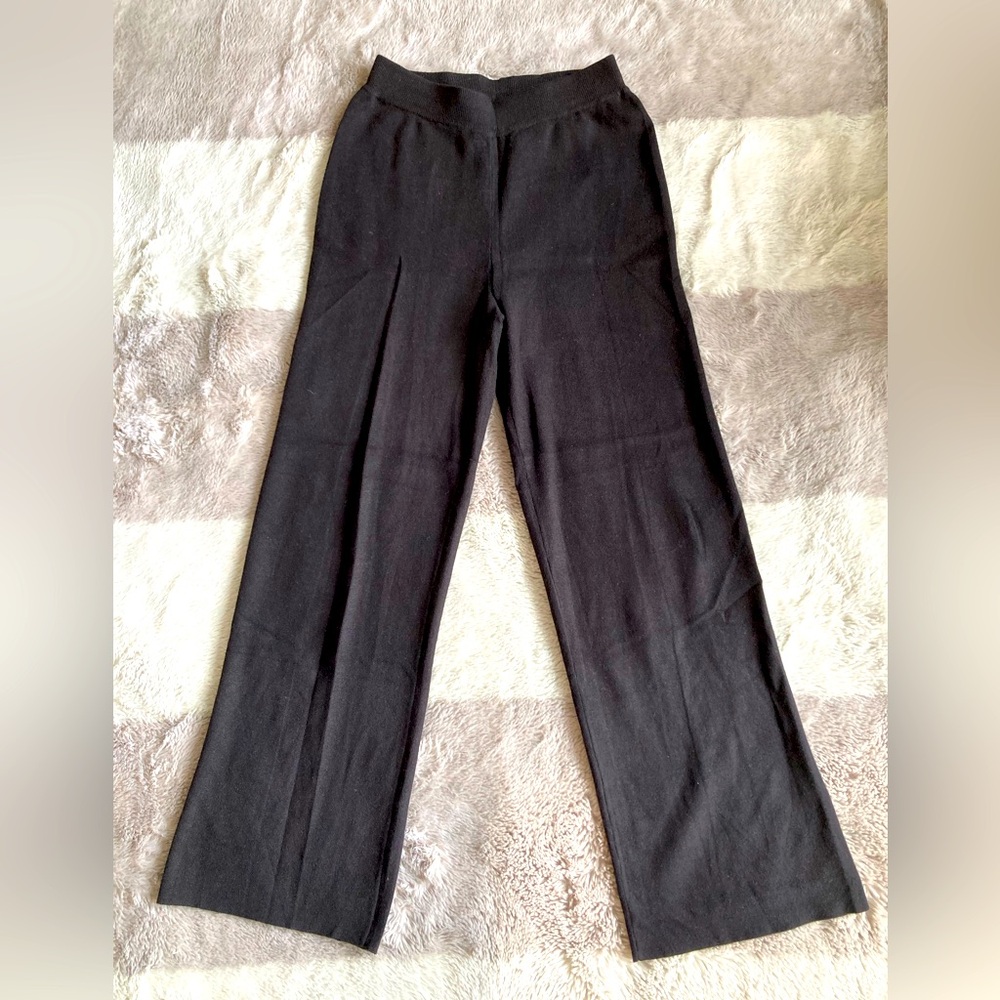 Lyla + Luxe Black Knit Pants—NWOT